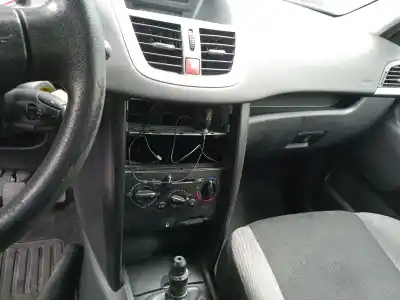 Veicolo di demolizione peugeot 207/207+ (wa_, wc_) 1.4 16v dell'anno 2007 alimentato kfu