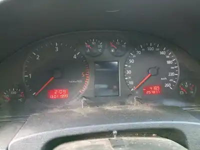 Veículo de Sucata audi a6 berlina (4b2) 2.5 tdi do ano 2005 alimentado ake