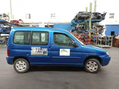 Veicolo di demolizione citroen berlingo 1.9 d multispace dell'anno 1998 alimentato d9b Veicolo di demolizione citroen berlingo 1.9 d multispace dell'anno 1998 alimentato d9b