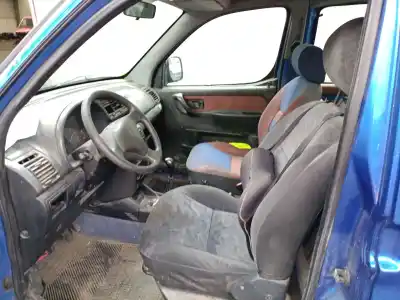 Veicolo di demolizione citroen berlingo 1.9 d multispace dell'anno 1998 alimentato d9b Veicolo di demolizione citroen berlingo 1.9 d multispace dell'anno 1998 alimentato d9b