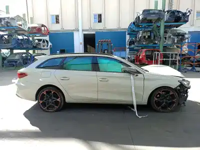 Здавання транспортного засобу cupra leon sp kl / cfducax0 1.5 leon sp e-hybrid200 року 2025 потужний duca