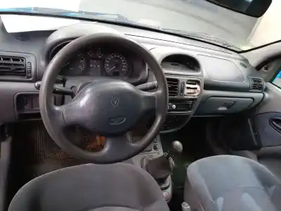 Здавання транспортного засобу renault clio ii fase i (b/cbo) 1.9 dti diesel 80 cv / 59 kw року 2001 потужний f9qr7 Здавання транспортного засобу renault clio ii fase i (b/cbo) 1.9 dti diesel 80 cv / 59 kw року 2001 потужний f9qr7