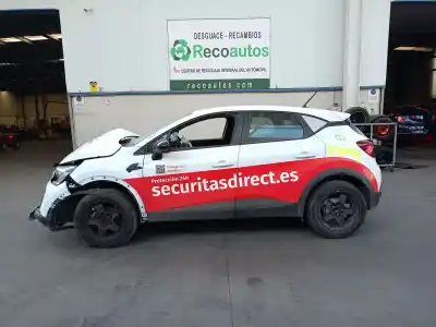 Scrapping Vehicle RENAULT CAPTUR II (HF_)  of the year 2022 powered H4DF4