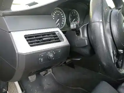 Veículo de Sucata bmw 5 touring (e61) 525 i do ano 2007 alimentado n52b25a