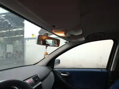 Veicolo di demolizione fiat stilo (192) 1.9 jtd cat dell'anno 2001 alimentato 192a1000