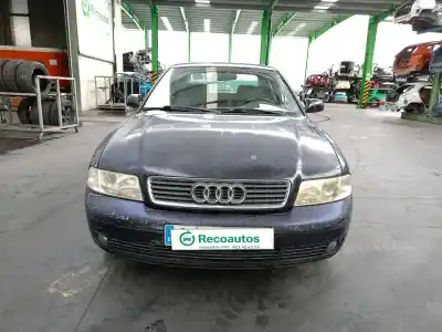 Veículo de Sucata audi a4 berlina (b5) 1.8 do ano 2000 alimentado avv