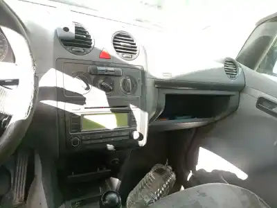 Scrapping Vehicle volkswagen caddy ka/kb (2k) 1.9 tdi of the year 2005 powered bjb