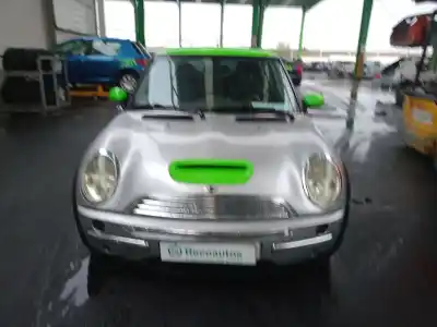 Здавання транспортного засобу mini mini (r50, r53) cooper року 2001 потужний w10b16a
