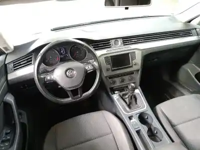 Veículo de Sucata volkswagen passat b8 variant (3g5, cb5) 2.0 tdi do ano 2015 alimentado crlb