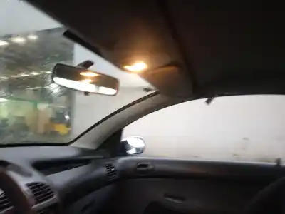 Veículo de Sucata peugeot 206 cc cc do ano 2001 alimentado nfu