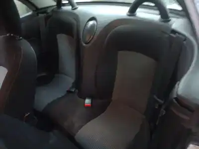 Veículo de Sucata peugeot 206 cc cc do ano 2001 alimentado nfu