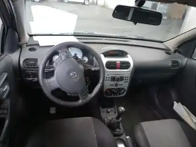 Здавання транспортного засобу opel corsa 3 c 1.3 cdti 70ch manual року 2005 потужний z13dt