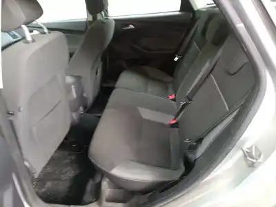 Здавання транспортного засобу ford focus iii 1.6 tdci року 2011 потужний t3db