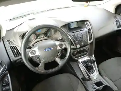 Здавання транспортного засобу ford focus iii 1.6 tdci року 2011 потужний t3db