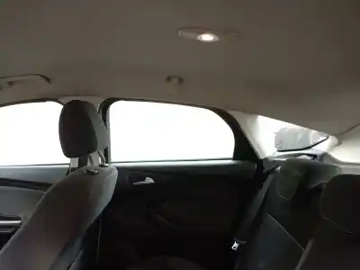 Здавання транспортного засобу ford focus iii 1.6 tdci року 2011 потужний t3db