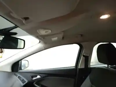 Здавання транспортного засобу ford focus iii 1.6 tdci року 2011 потужний t3db