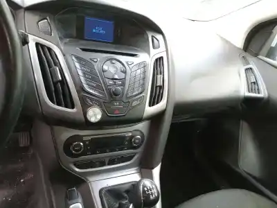 Здавання транспортного засобу ford focus iii 1.6 tdci року 2011 потужний t3db