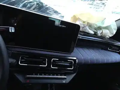 Veículo de Sucata renault 5 e-tech electric p01 /rbe / a1bea1a50000 do ano 2025 alimentado 6ak260