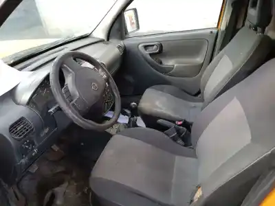 Veículo de Sucata opel combo 1.3 16v cdti do ano 2010 alimentado z13dtj