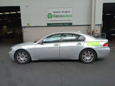 Vehículo de desguace BMW 7 (E65, E66, E67)  del año 2005 con motor 306D2