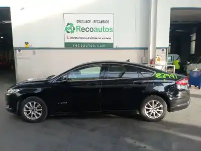 Vehículo de desguace FORD MONDEO V SEDÁN (CD)  del año 2018 con motor UACC