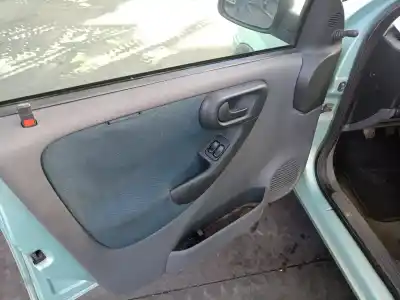 Scrapping Vehicle opel corsa c 1.2 16v cat (z 12 xe / lw4) of the year 2001 powered z12xe