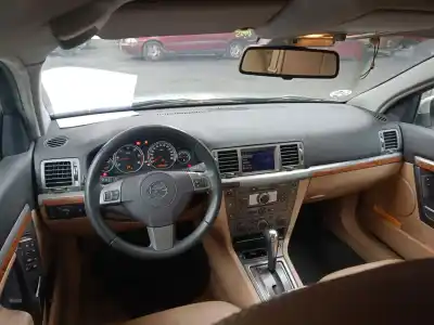 Veicolo di demolizione opel vectra c (z02) 3.0 cdti (f69) dell'anno 2006 alimentato z30dt