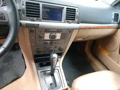 Veicolo di demolizione opel vectra c (z02) 3.0 cdti (f69) dell'anno 2006 alimentato z30dt