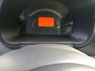 Veículo de Sucata citroen c3 1.4 hdi exclusive do ano 2004 alimentado 8hx