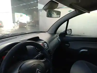 Veículo de Sucata citroen c3 1.4 hdi exclusive do ano 2004 alimentado 8hx