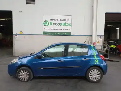 Veículo de Sucata RENAULT CLIO III  do ano 2010 alimentado K9KM768