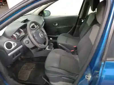 Veículo de Sucata renault clio iii 1.5 dci diesel do ano 2010 alimentado k9km768