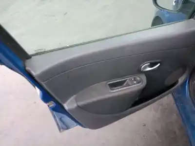 Veículo de Sucata renault clio iii 1.5 dci diesel do ano 2010 alimentado k9km768