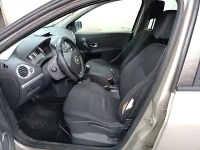 Здавання транспортного засобу renault clio iii 1.5 dci diesel cat року 2008 потужний k9kt766