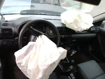 Veículo de Sucata seat leon (1m1) 1.9 tdi do ano 2004 alimentado asv