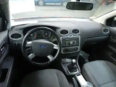 Veículo de Sucata ford focus berlina (cap) 1.6 16v cat do ano 2005 alimentado hwda