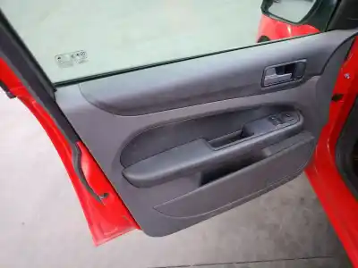 Veículo de Sucata ford focus berlina (cap) 1.6 16v cat do ano 2005 alimentado hwda