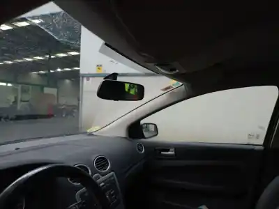 Veículo de Sucata ford focus berlina (cap) 1.6 16v cat do ano 2005 alimentado hwda