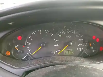 Veicolo di demolizione ford focus turnier (cak) 1.6 16v cat dell'anno 2001 alimentato fydb