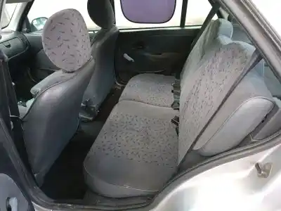 Veículo de Sucata citroen saxo 1.5 diesel do ano 2001 alimentado vjx