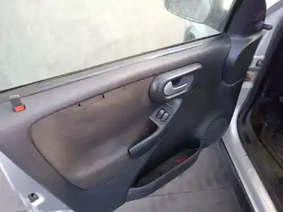 Sloopvoertuig opel corsa 3 c 1.3 cdti 70ch manual van het jaar 2006 aangedreven z13dt