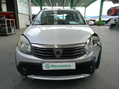 Scrapping Vehicle dacia sandero 1.6 mpi 85 (bs03) of the year 2012 powered k7ma800