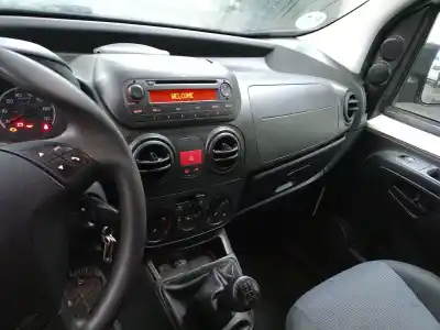 Veículo de Sucata peugeot bipper tepee 1.3 hdi 80 do ano 2017 alimentado 225a2000