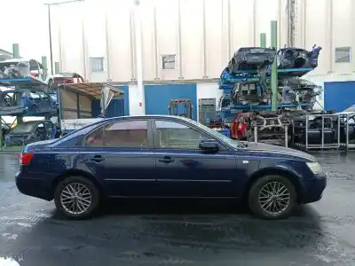 Veicolo di demolizione hyundai sonata v (nf) 2.0 crdi dell'anno 2009 alimentato d4ea