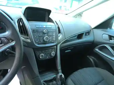 Здавання транспортного засобу opel zafira tourer c (p12) 1.6 cdti (75) року 2015 потужний b16dth