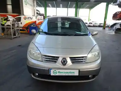 Veicolo di demolizione renault scénic ii (jm0/1_) 1.6 16v (jm1r) dell'anno 2006 alimentato k4md812