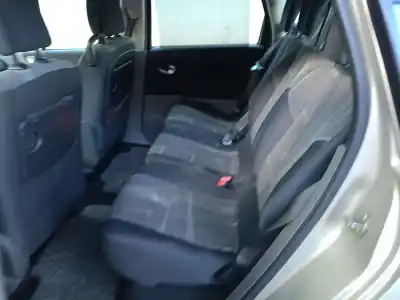 Veicolo di demolizione renault scénic ii (jm0/1_) 1.6 16v (jm1r) dell'anno 2006 alimentato k4md812