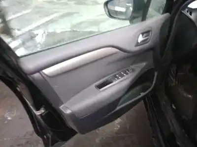 Здавання транспортного засобу citroen c4 lim. collection року 2014 потужний 9h06