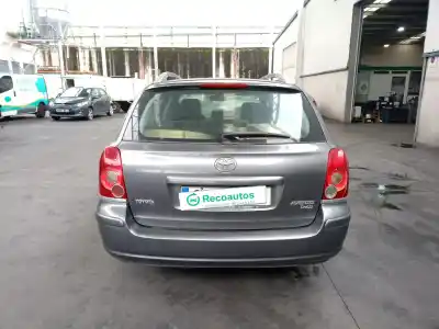 Здавання транспортного засобу toyota avensis (_t25_) 2.2 d-cat (adt251_) року 2006 потужний 2ad