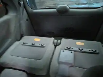 Здавання транспортного засобу kia carnival ii (gq) 2.9 crdi року 2006 потужний 